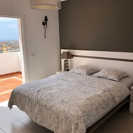 Santi * Costa Adeje (Tenerife)